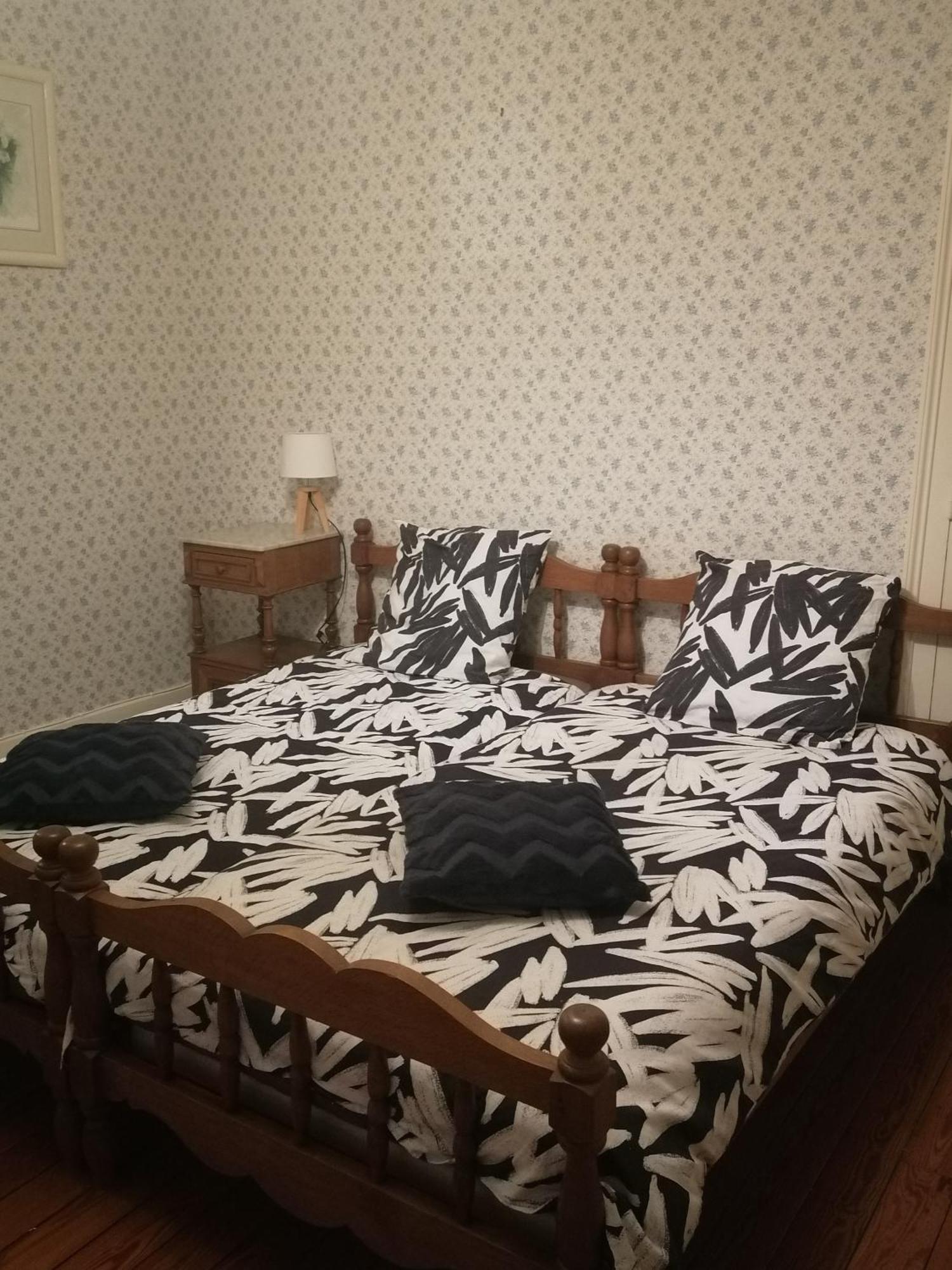 Chez Many, Par Fred Et Henri Bed & Breakfast Monthermé Екстериор снимка